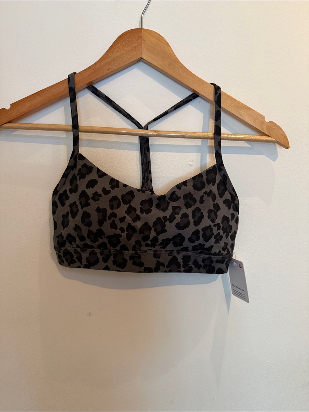 NWT Lululemon Flow Y Nulu Bra Gray Leopard Print TLBM